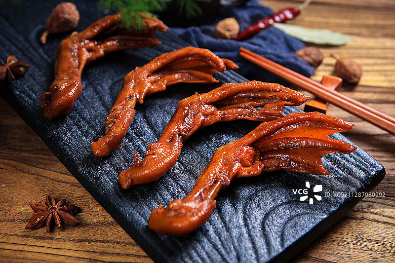 美味凉菜卤鸭掌图片素材