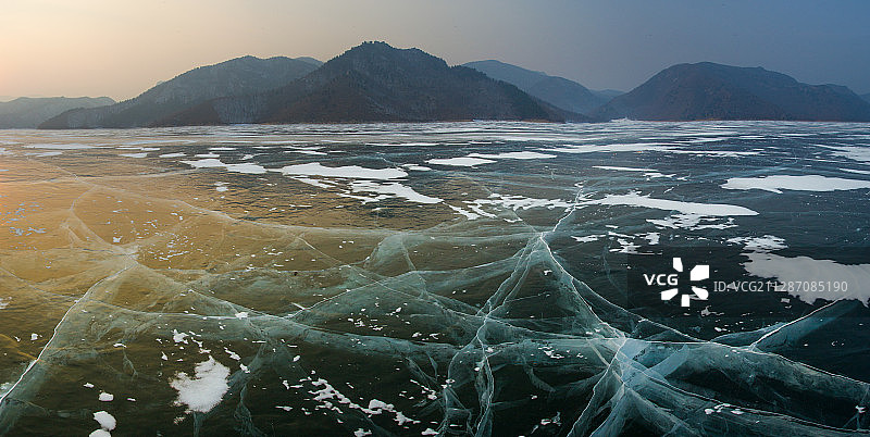 黑龙江省牡丹江市林口县莲花湖雪景图片素材