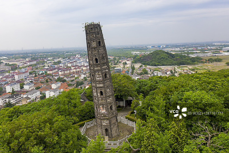 天马山斜塔图片素材