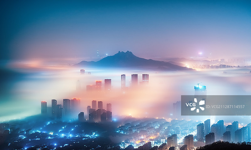 夜晚平流雾笼罩下的城市图片素材