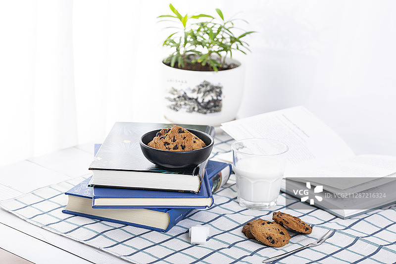 办公室的早餐饼干图片素材