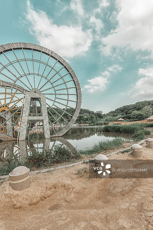 夏日水车图片素材