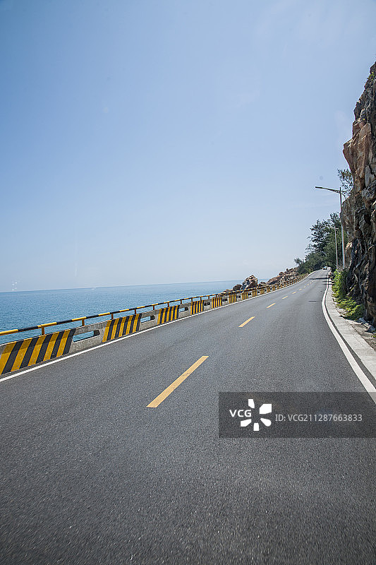 广东省汕头市南澳岛沿海环岛公路图片素材