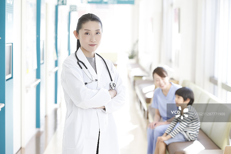 医院儿科女医生图片素材