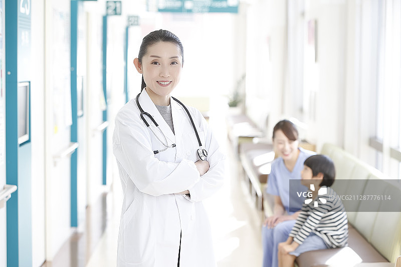 医院儿科女医生图片素材