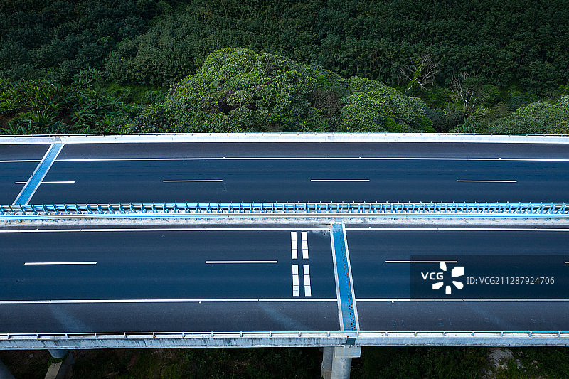 森林公路图片素材