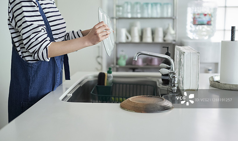 女人生活家务图片素材