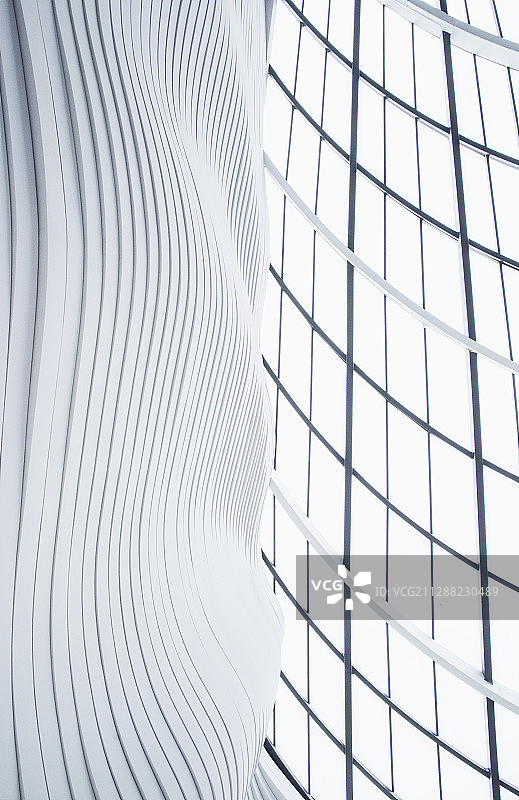 含不规则波浪线的玻璃穹顶图片素材