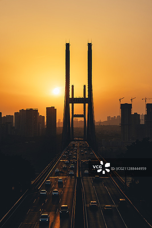 重庆大佛寺大桥日落黄昏图片素材