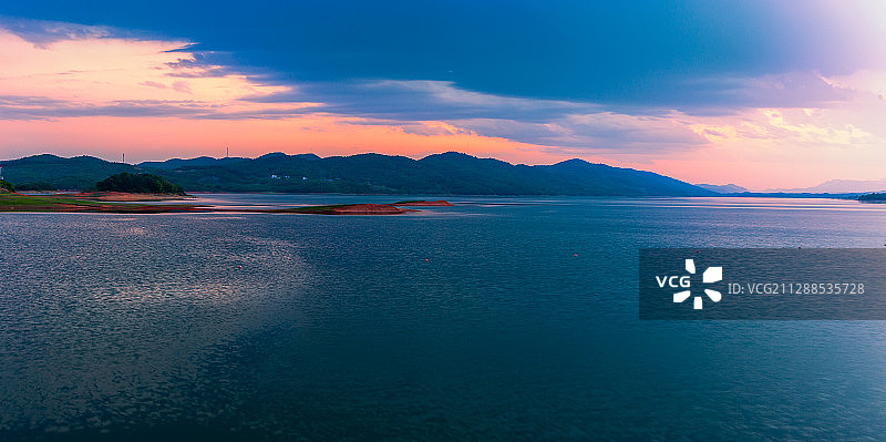 湖光山色图片素材