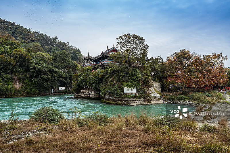 成都都江堰著名风景区宝瓶口图片素材