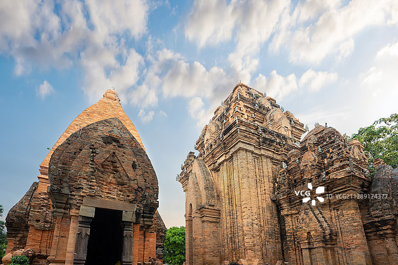 越南婆娜加占婆塔神庙建筑图片素材
