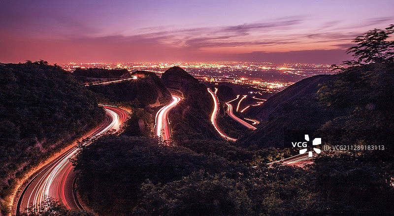 骊山盘山公路图片素材