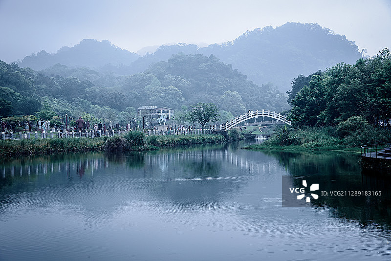 烟雨慈湖图片素材