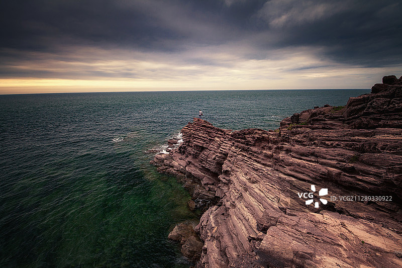 中国辽宁大连瓦房店大孤山海岸岩石图片素材