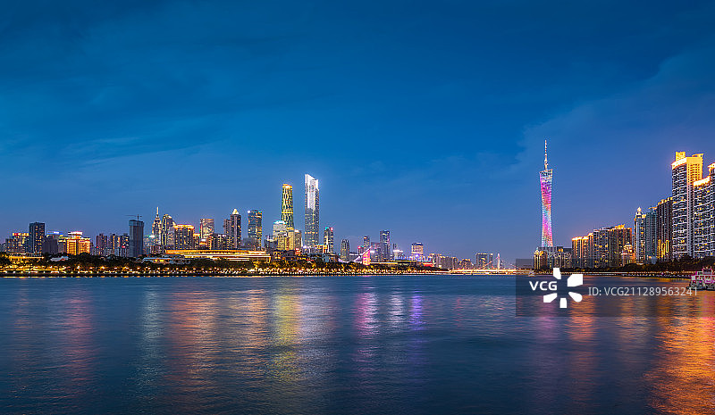 夜景广州塔都市风光旅游目的地城市天际线CBD经济商务金融区图片素材