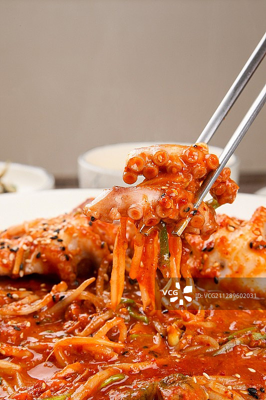 香辣炒小章鱼图片素材