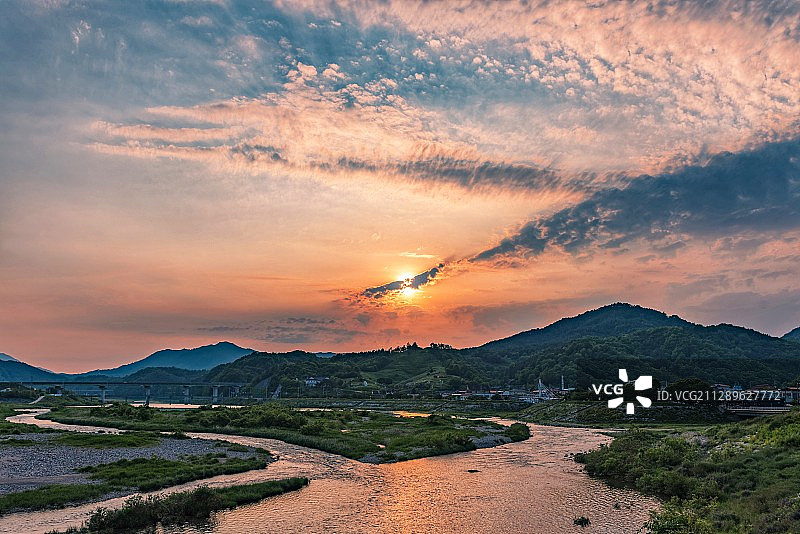 夕阳西下图片素材