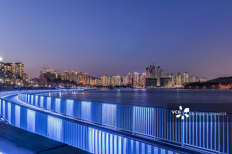 光桥夜景图片素材