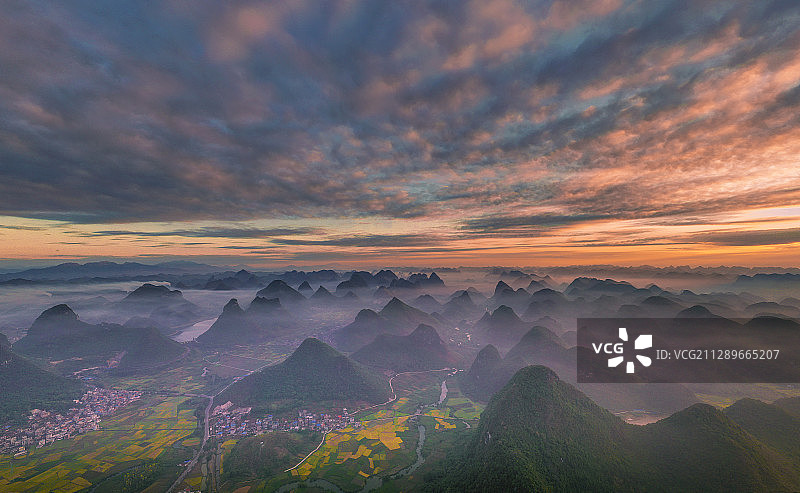 航拍广西罗城国家地质公园图片素材