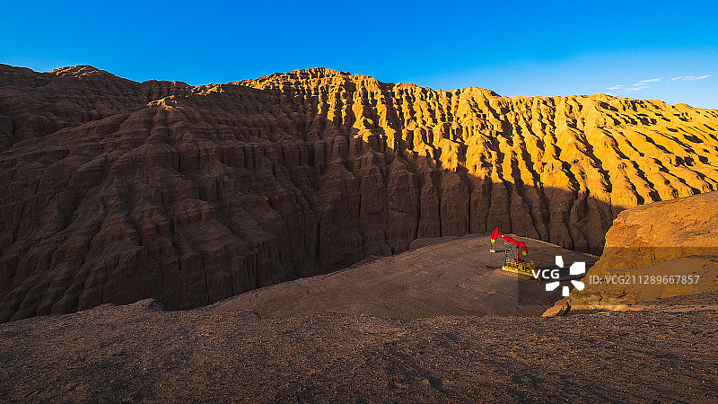 芒崖千佛崖图片素材