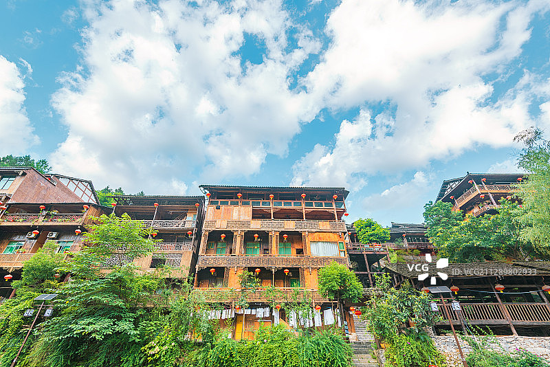重庆酉阳龚滩古镇土家族吊脚楼图片素材