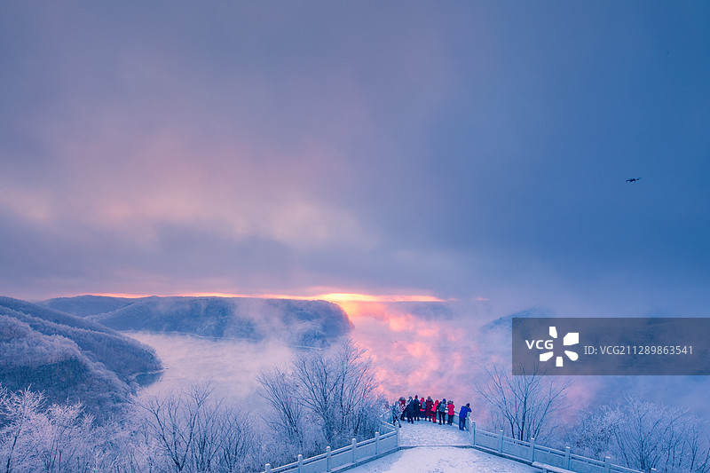 吉林桦甸白山水库日出图片素材