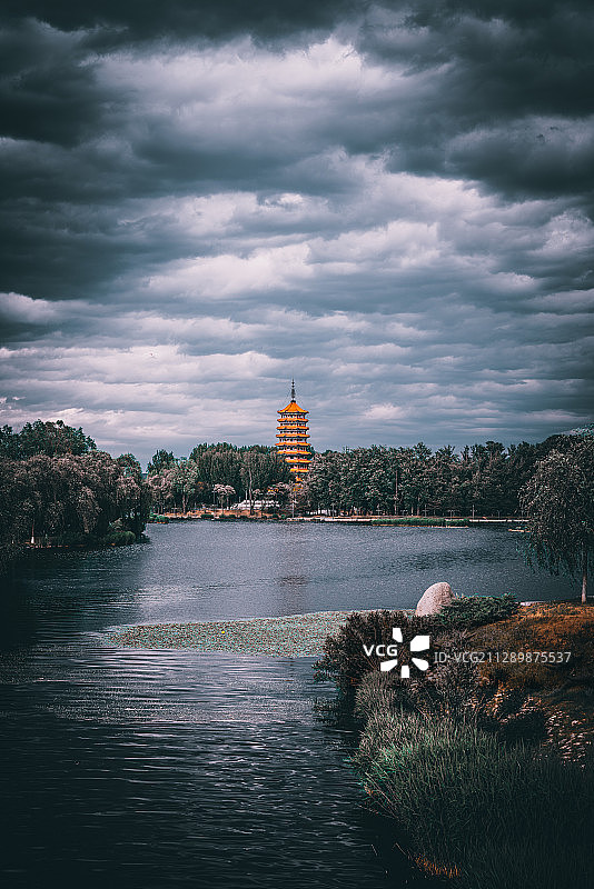 紫光宝塔图片素材