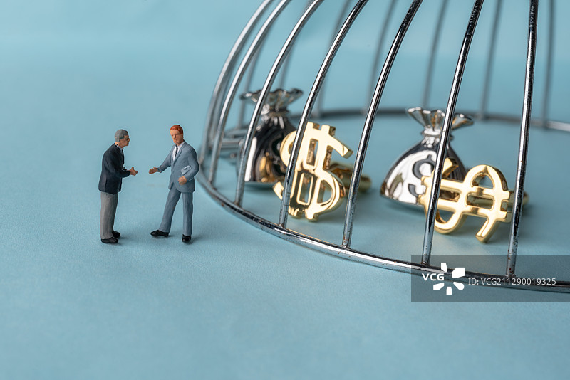 金融封锁牢笼图片素材