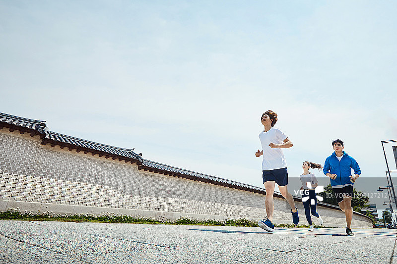 运动、健康护理、散步与慢跑图片素材