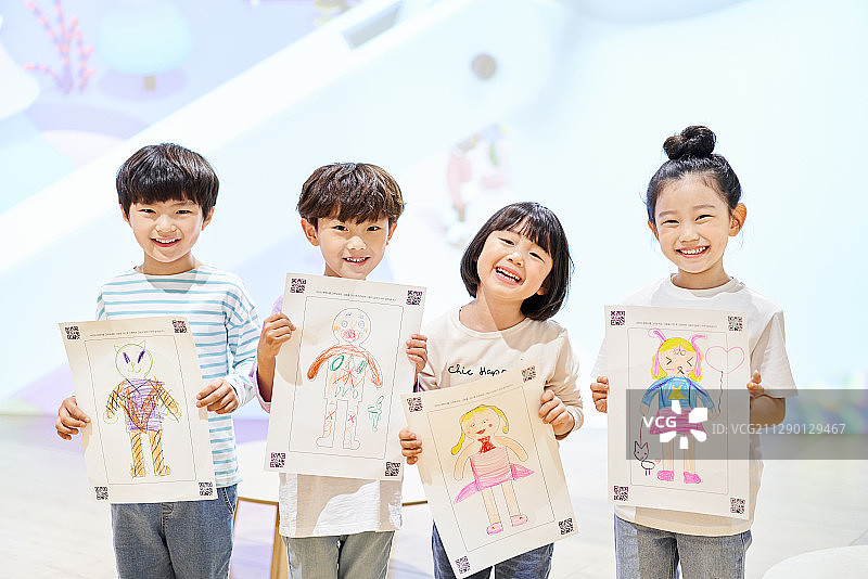 幼儿教育绘画作品图片素材