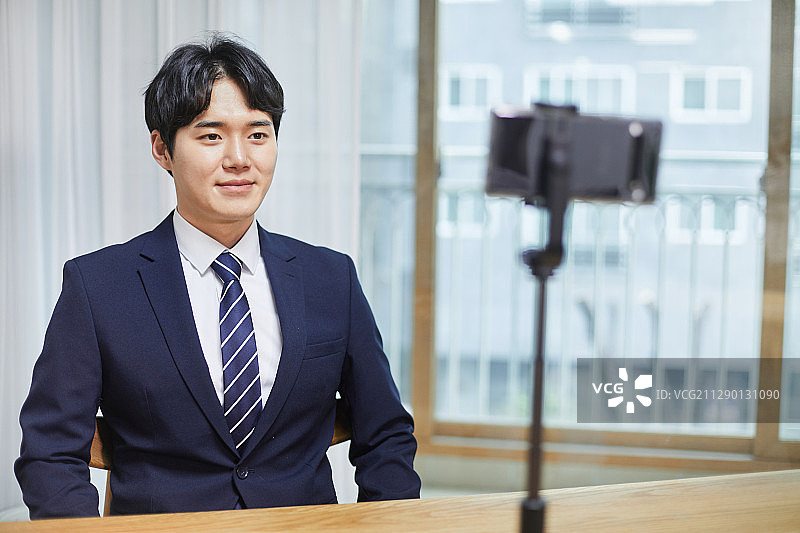 面试、工作准备、招聘、非接触、视频通话、社交距离图片素材