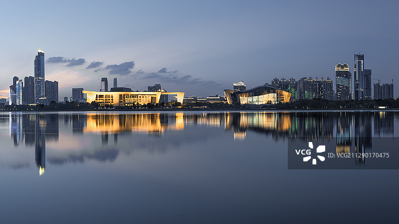 中国湖北武汉琴台大剧院图片素材