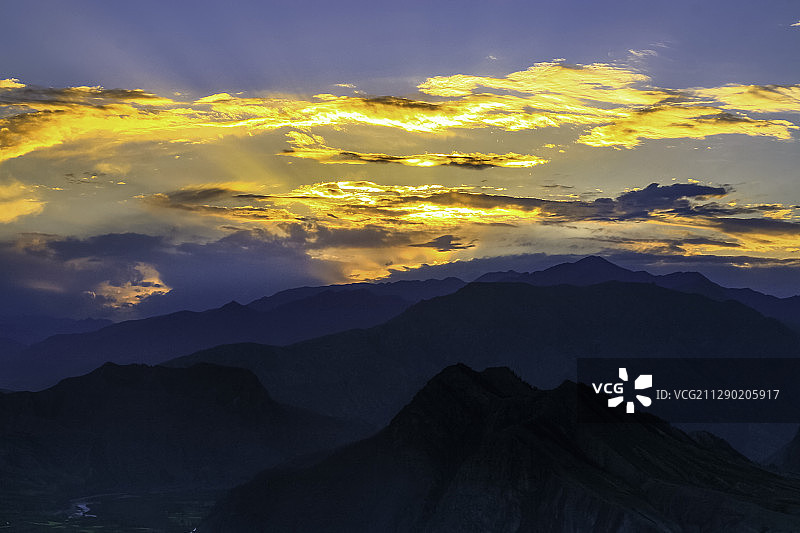 夕阳 云团图片素材