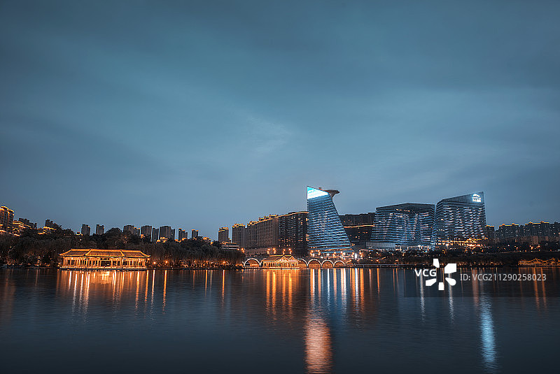 西安南湖夜景图片素材