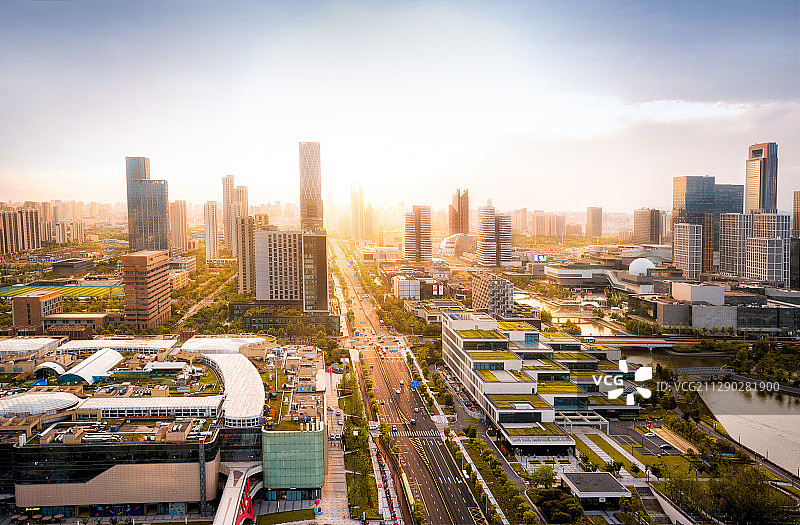 夕阳下宁波东部新城新城图片素材