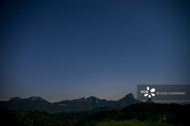 七星台望星空图片素材