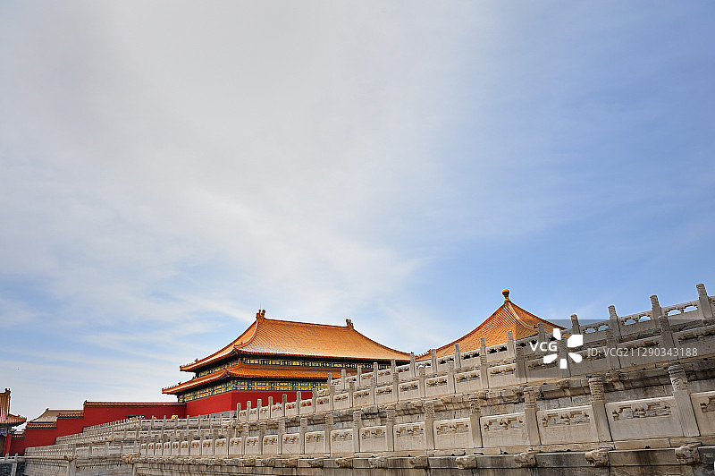 故宫里的太和殿与中和殿图片素材