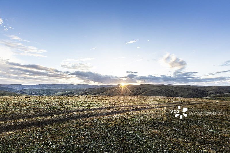 户外草原风景图片素材