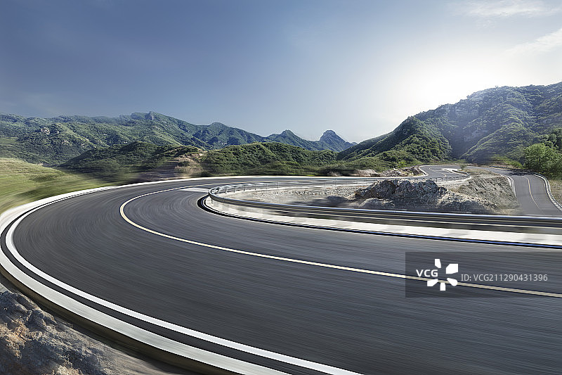 户外自然风景与山区道路图片素材