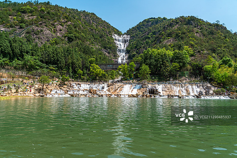 中国浙江省台州市天台县天台山大瀑布远景图片素材