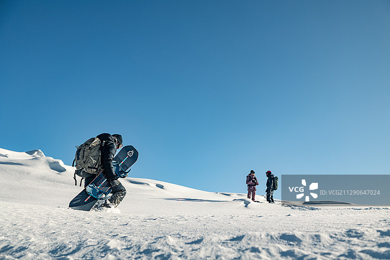 欧洲山区滑雪板探险图片素材