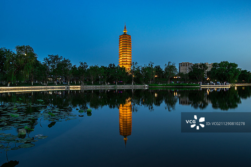 燃灯佛舍利塔 北京图片素材