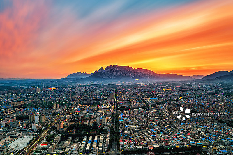 河南登封嵩山日落航拍大图图片素材