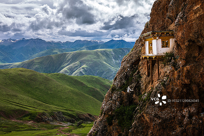 占巴南喀大师修行洞图片素材