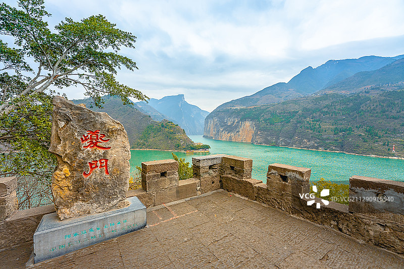 重庆市奉节县三峡夔门的白帝城瞿塘峡风景区风光旅游照片图片素材