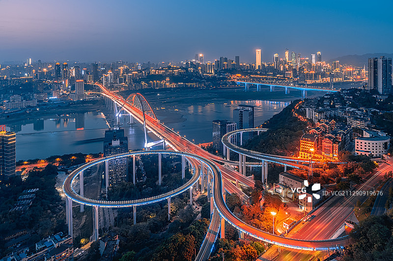 重庆市南岸区铜元局苏家坝立交全景夜景风光图片素材