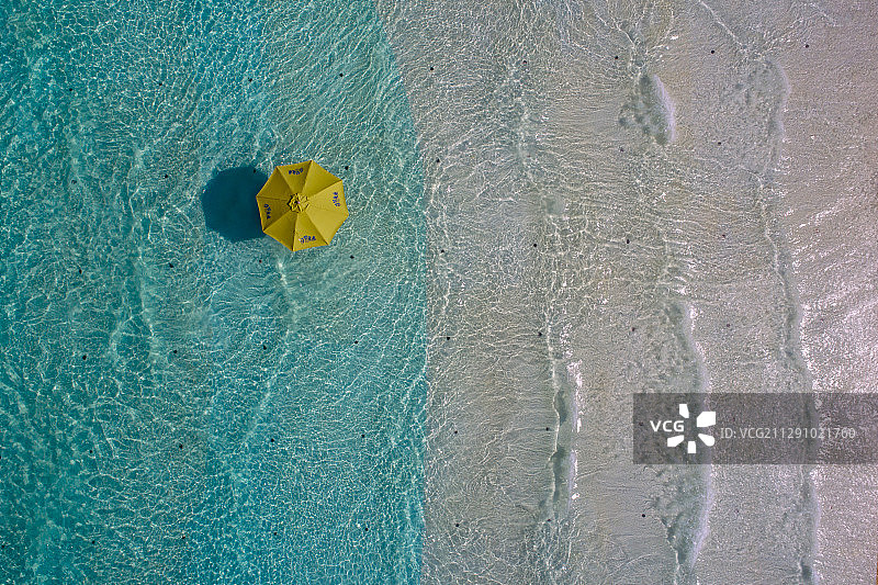 水游乐园戏水冲浪消暑度夏图片素材