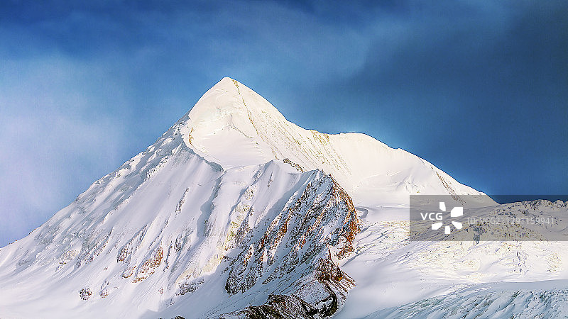 萨普神山之妻图片素材