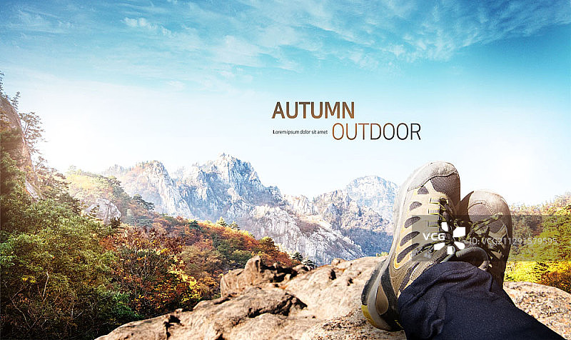 山脉和登山鞋的合成图图片素材
